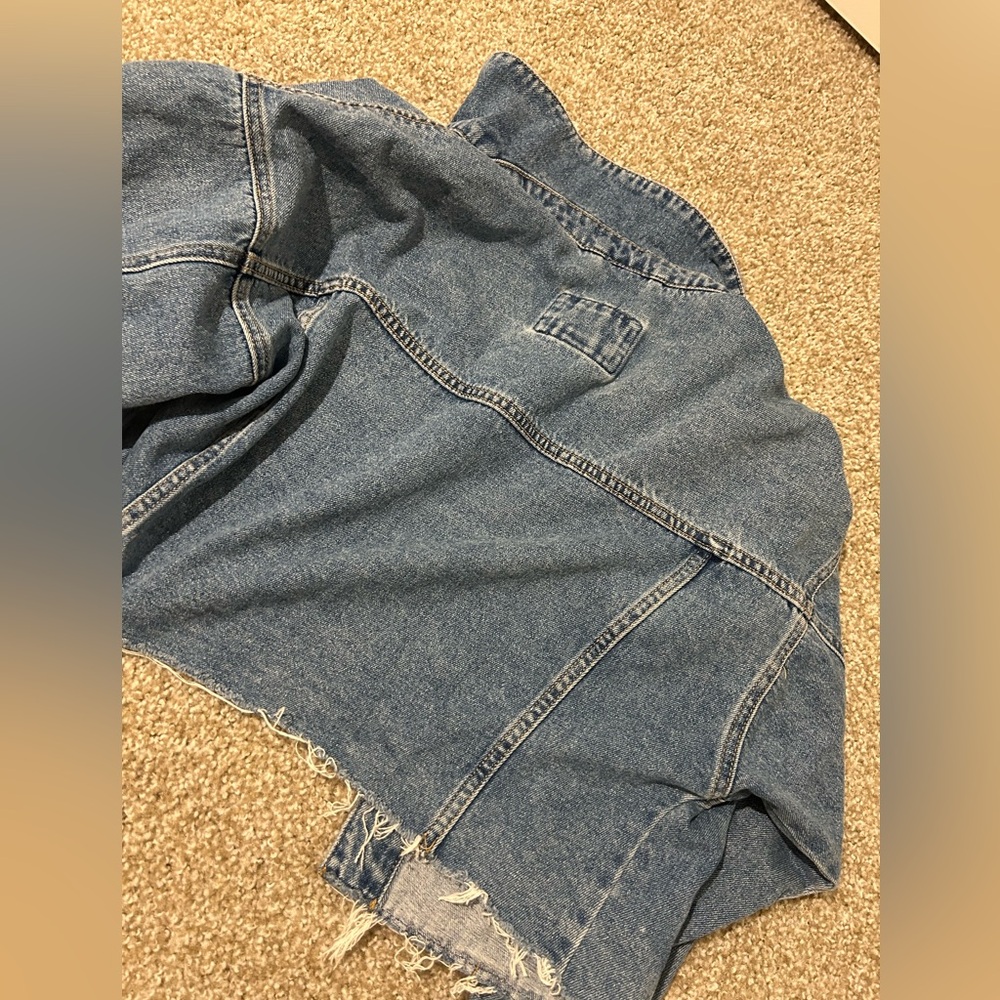 Forever 21 Raw Hem Denim Jacket - Picture 6 of 6